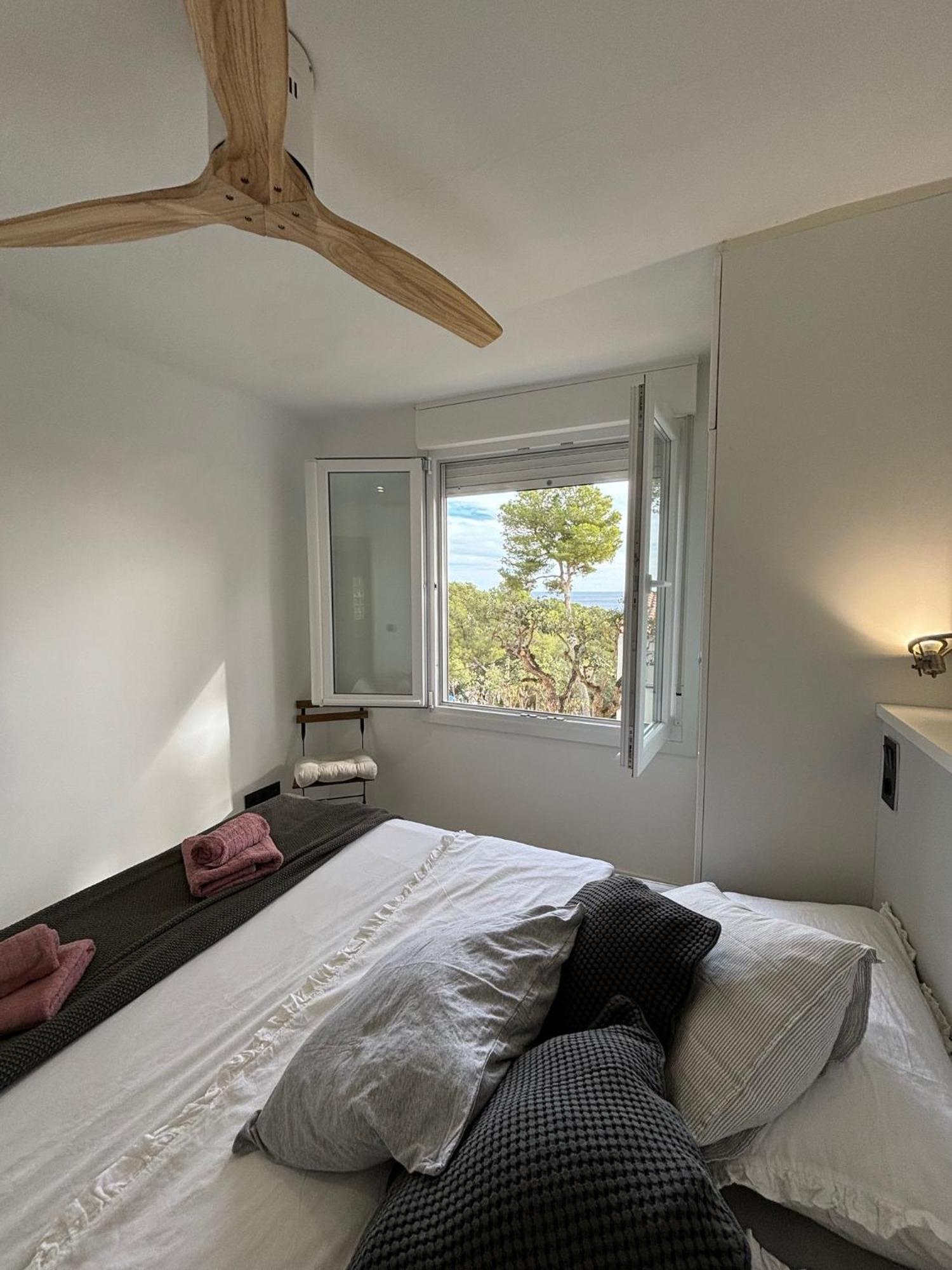Apartamento Recien Reformado A 300 Metros Del Mar 卡莱利亚德帕拉弗鲁赫尔 外观 照片